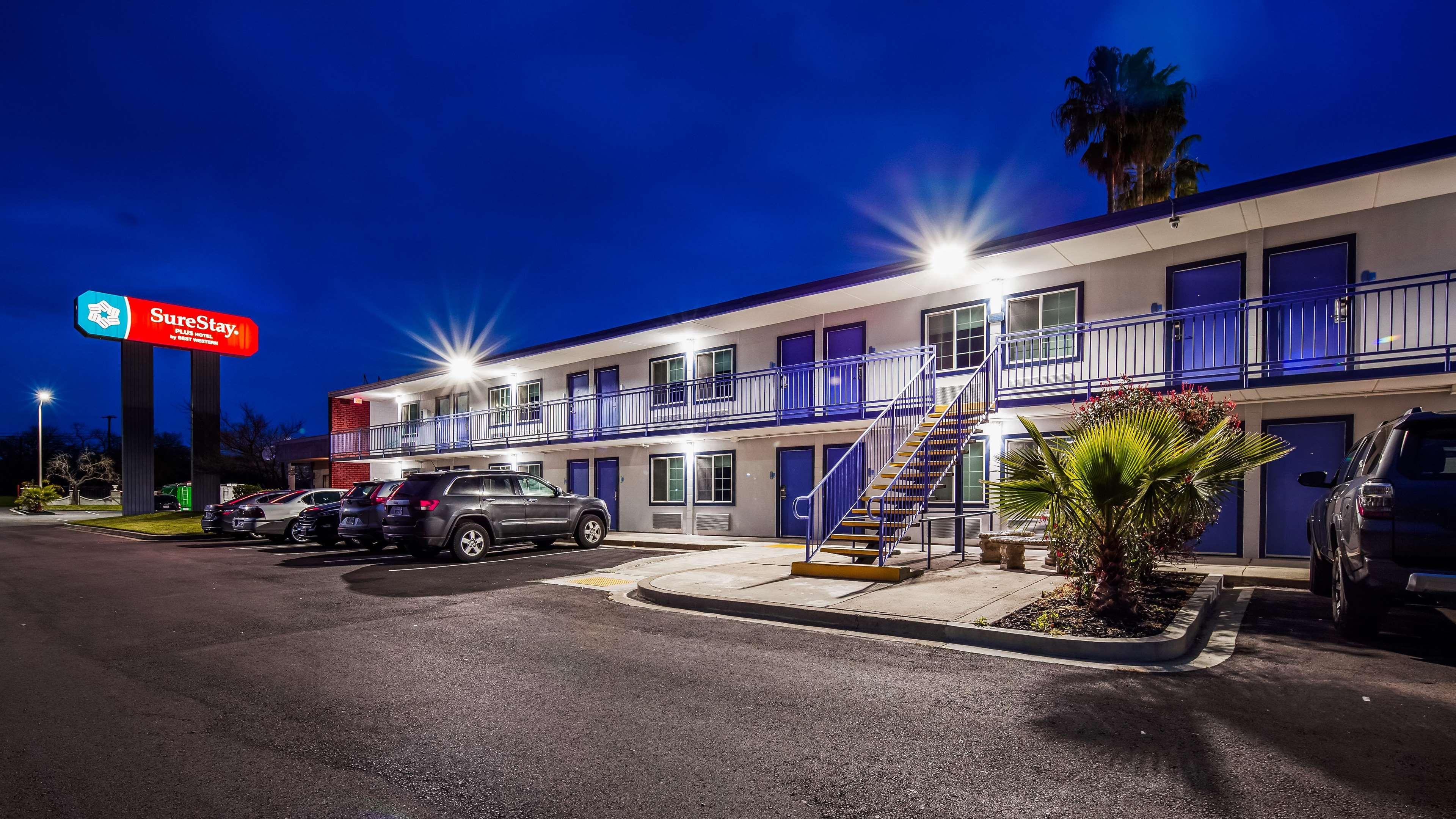 Surestay Plus Hotel By Best Western Sacramento Cal Expo Kültér fotó